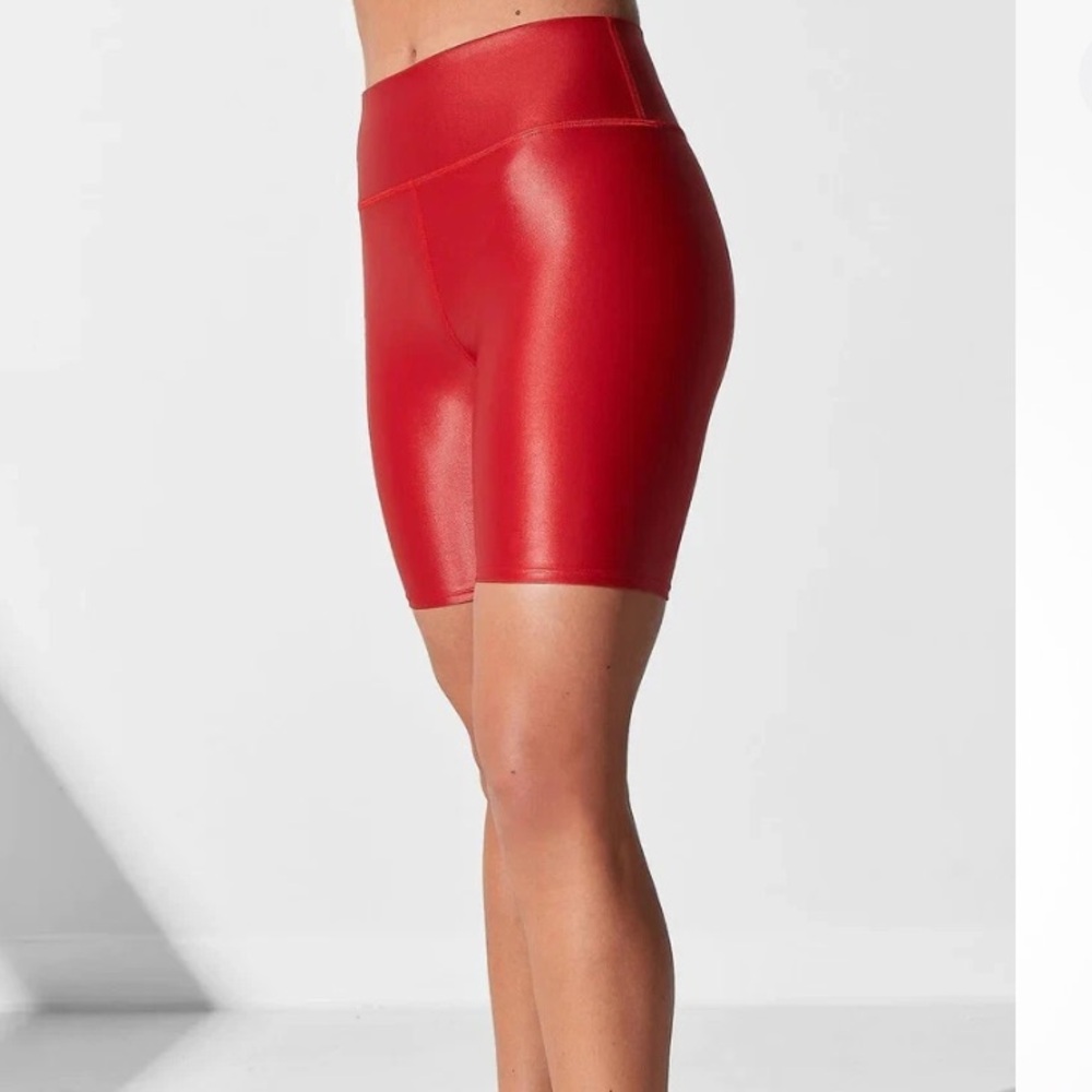 Noli Yoga Cherry Red Liquid Biker Shorts